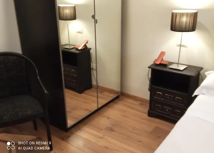 Touring Отель Ливорно