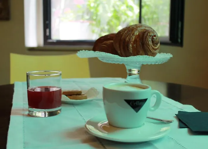 Отель Touring 3*