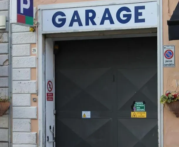 Touring Отель 3*