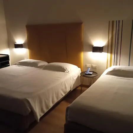 Touring Hotel