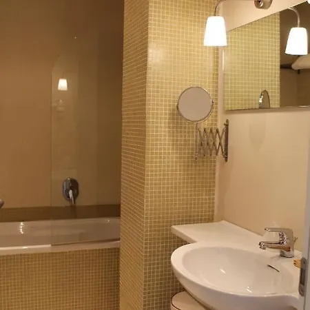 Touring Hotel