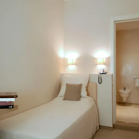Touring Hotel